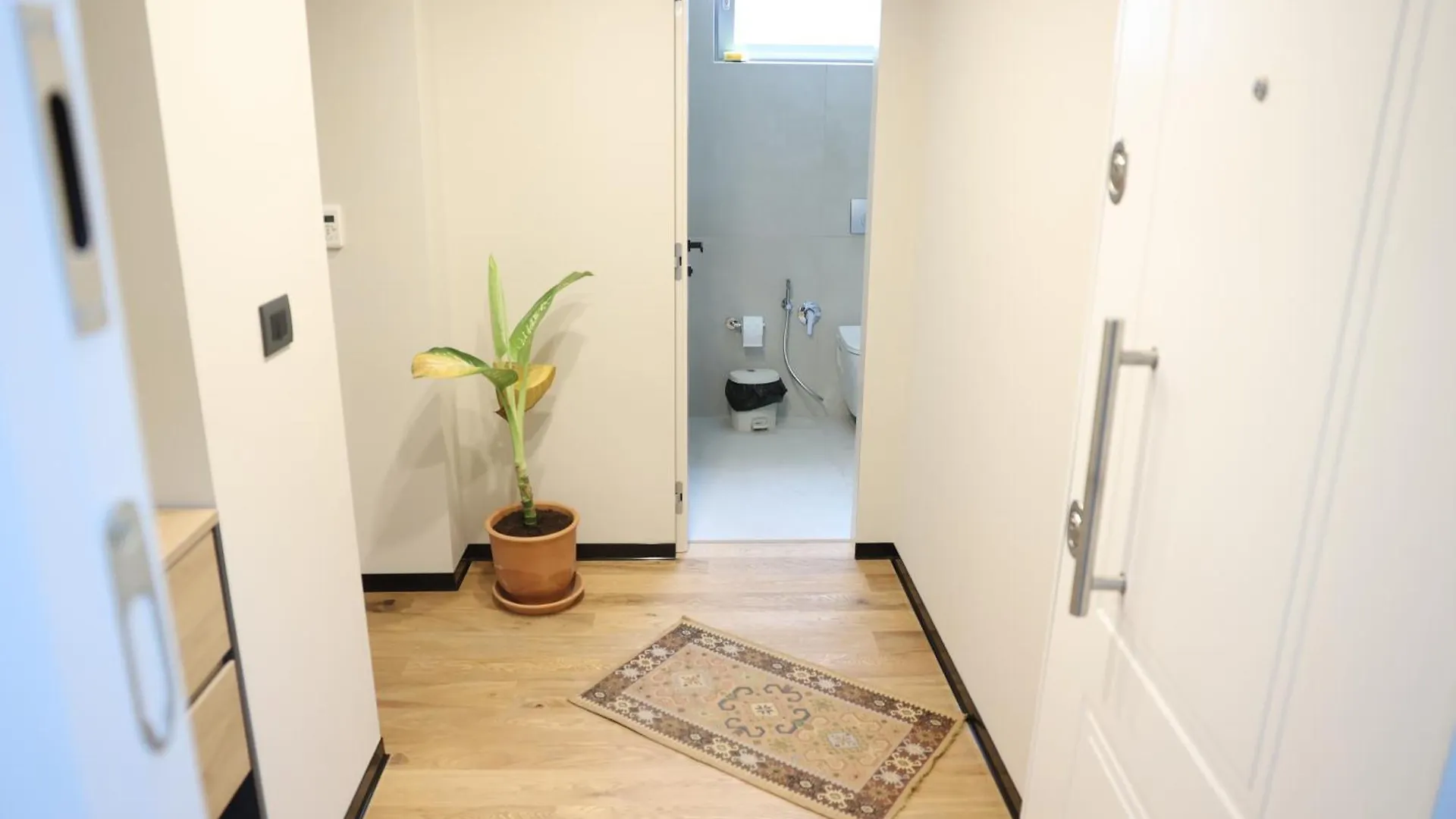 Tirana Premium Apartment 1 0*,  Албания